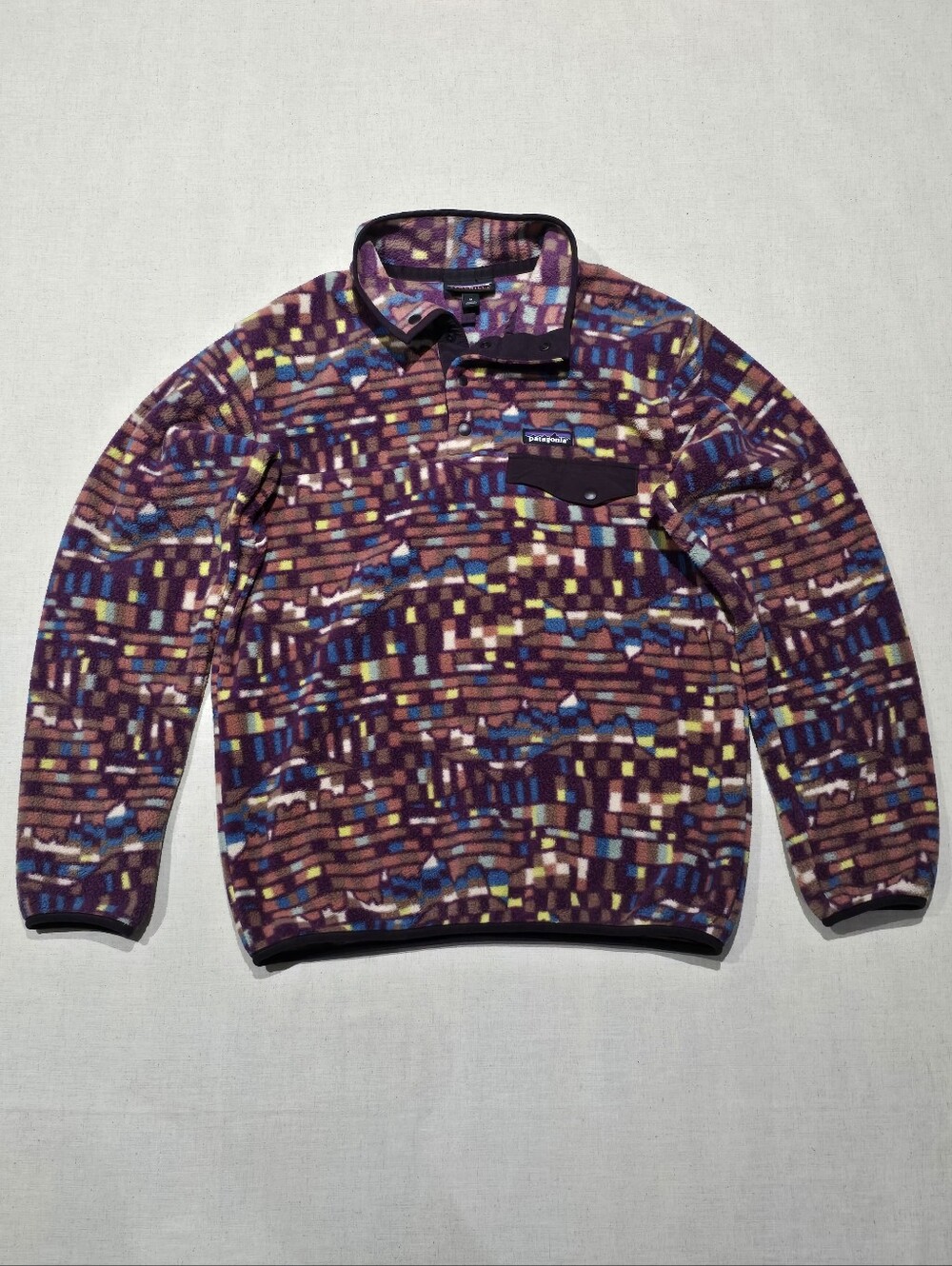 Patagonia Synchilla Snap-T Fleece Fitz Roy Night Plum Pattern Womens Size Medium